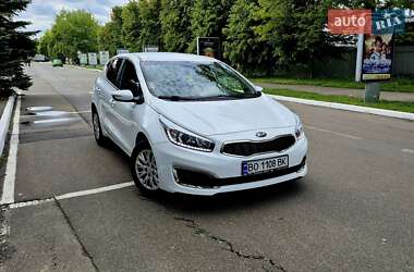 Хетчбек Kia Ceed 2016 в Києві