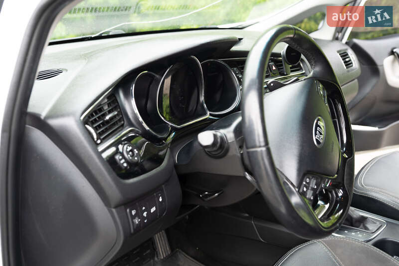 Хэтчбек Kia Ceed 2016 в Днепре фото 19 Хэтчбек Kia Ceed 2016 в Днепре