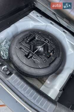Хэтчбек Kia Ceed 2010 в 