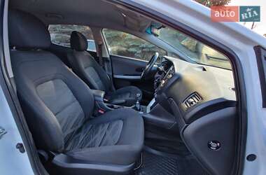 Хетчбек Kia Ceed 2015 в 