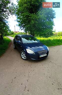 Універсал Kia Ceed 2008 в Стрию