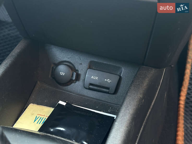 Хетчбек Kia Ceed 2008 в Дніпрі