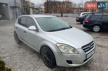 Хетчбек Kia Ceed 2007 в Старокостянтинові