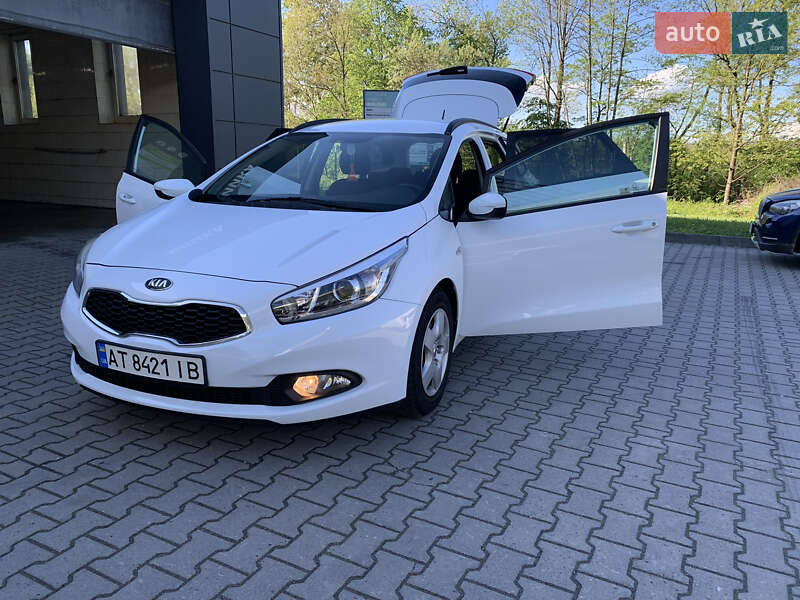 Универсал Kia Ceed 2013 в Калуше