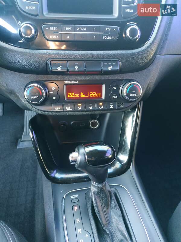 Хэтчбек Kia Ceed 2013 в Новоукраинке