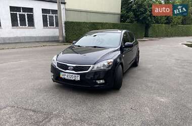 Хэтчбек Kia Ceed 2009 в Киеве