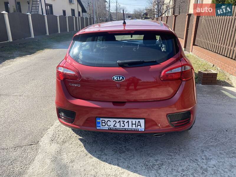 Хэтчбек Kia Ceed 2017 в Стрые