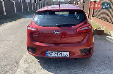 Хэтчбек Kia Ceed 2017 в 