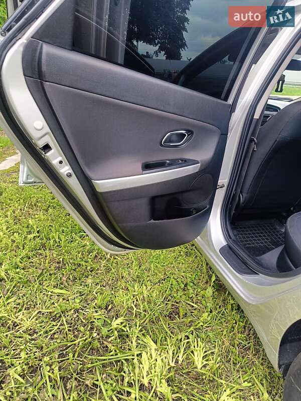Универсал Kia Ceed 2013 в Ровно