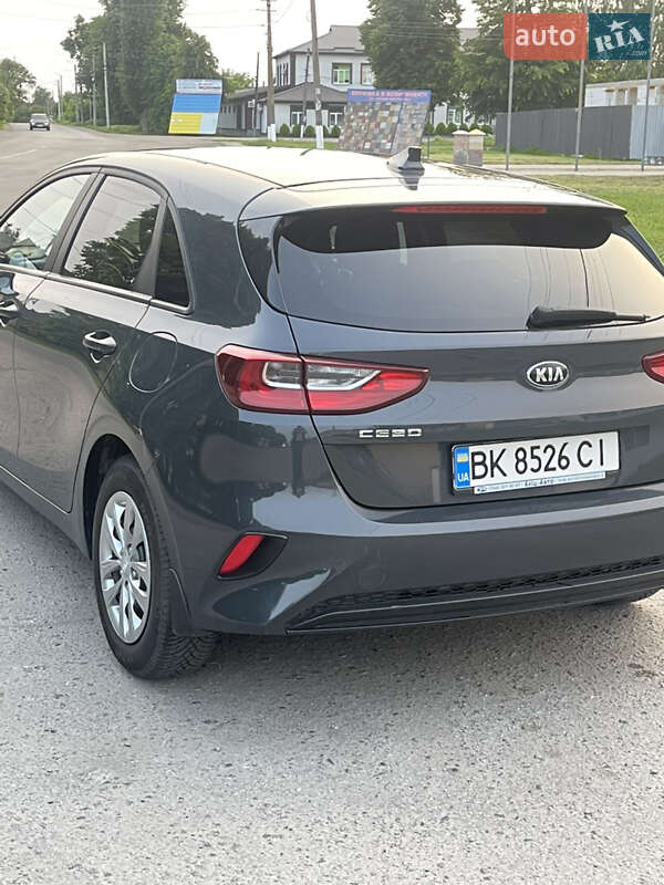 Хэтчбек Kia Ceed 2019 в Яготине фото 6 Хэтчбек Kia Ceed 2019 в Яготине