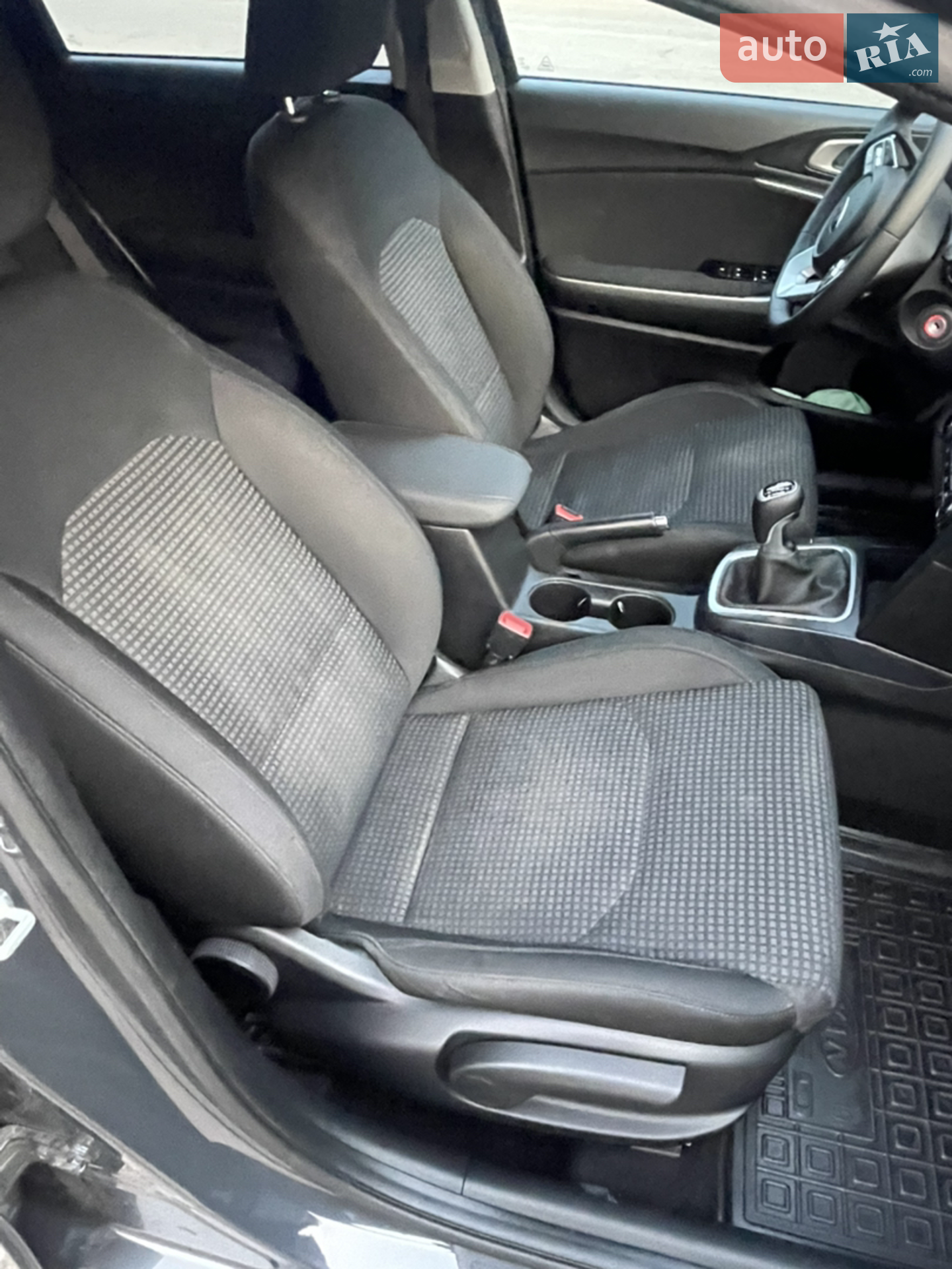 2019 Kia Cee'd - мініатюра 27