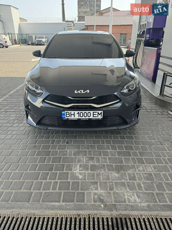 Хэтчбек Kia Ceed 2023 в Одессе