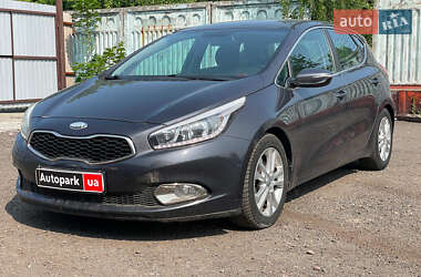 Хэтчбек Kia Ceed 2013 в Киеве