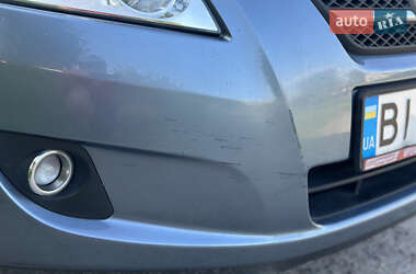 Хэтчбек Kia Ceed 2007 в 