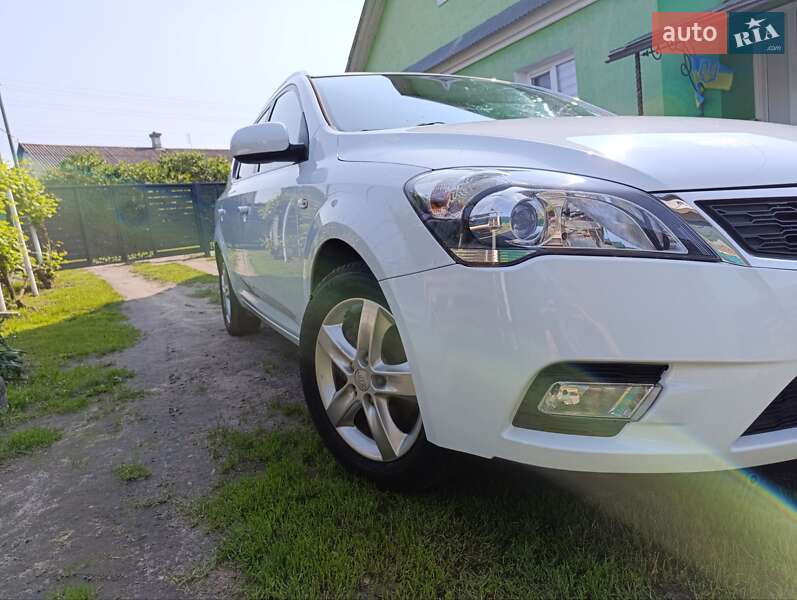 Kia Ceed 2010