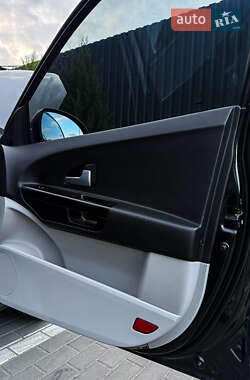 Хэтчбек Kia Ceed 2007 в 