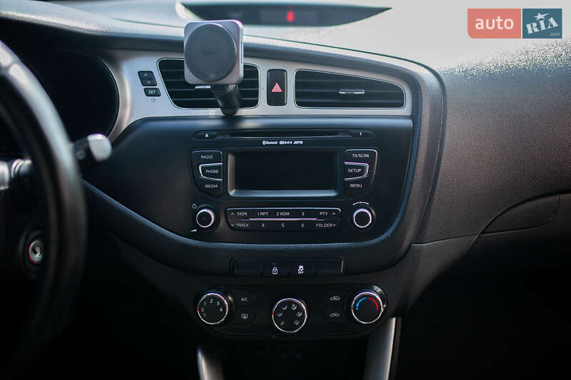 Універсал Kia Ceed 2012 в Львові