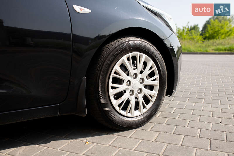 Універсал Kia Ceed 2012 в Львові