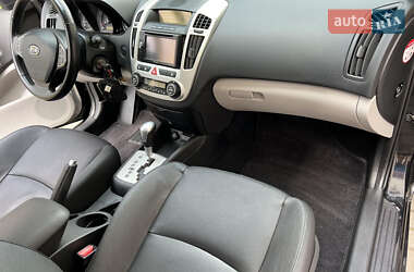 Универсал Kia Ceed 2009 в 
