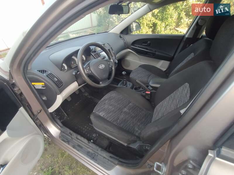 Универсал Kia Ceed 2009 в Киеве
