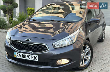 Хэтчбек Kia Ceed 2013 в 