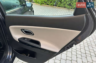 Хэтчбек Kia Ceed 2013 в 