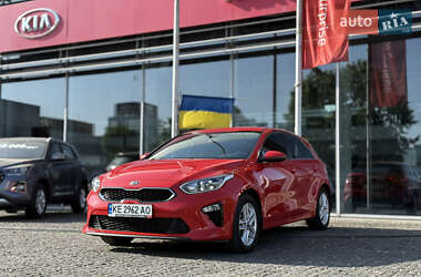 Хэтчбек Kia Ceed 2019 в Днепре