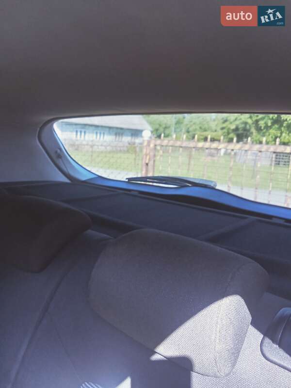 Хэтчбек Kia Ceed 2007 в Стрые