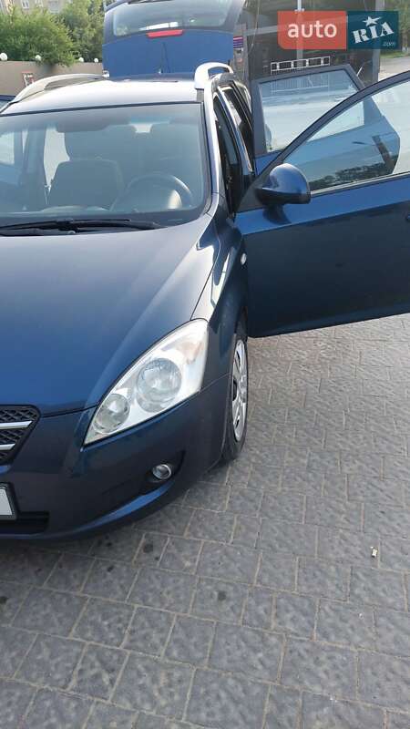 Универсал Kia Ceed 2008 в Ивано-Франковске
