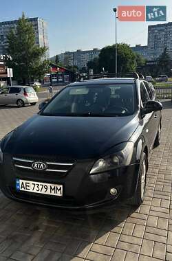 Хэтчбек Kia Ceed 2008 в Днепре