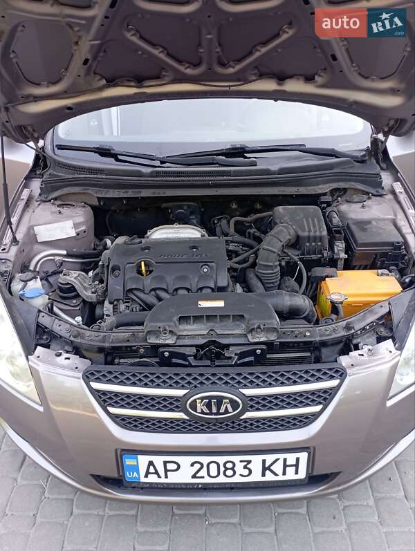 Хэтчбек Kia Ceed 2007 в Запорожье