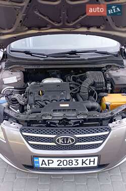 Хэтчбек Kia Ceed 2007 в 