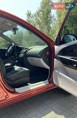 Хэтчбек Kia Ceed 2008 в 