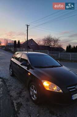 Хэтчбек Kia Ceed 2008 в Хмельницком