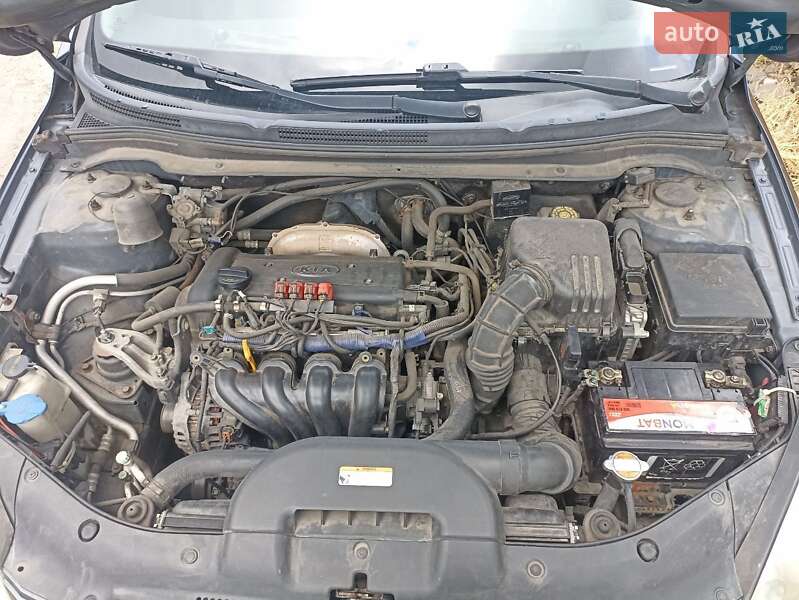 Хэтчбек Kia Ceed 2008 в Киеве