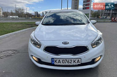 Хэтчбек Kia Ceed 2013 в Киеве