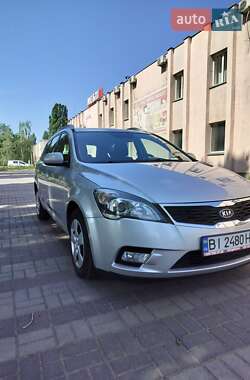 Универсал Kia Ceed 2011 в 