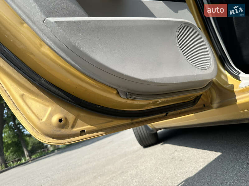 Хетчбек Kia Ceed 2008 в Дніпрі