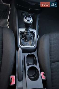 Хэтчбек Kia Ceed 2008 в 