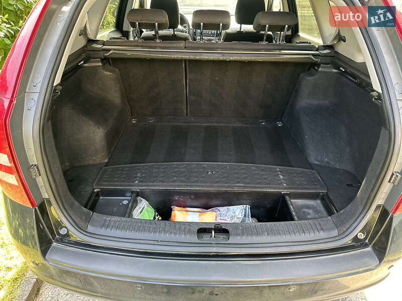 Универсал Kia Ceed 2008 в Трускавце