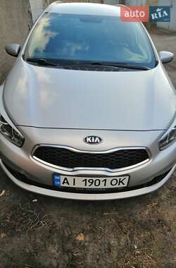 Универсал Kia Ceed 2015 в Украинке