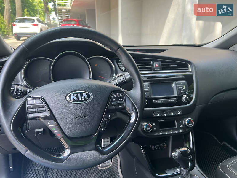 Хэтчбек Kia Ceed 2017 в Львове