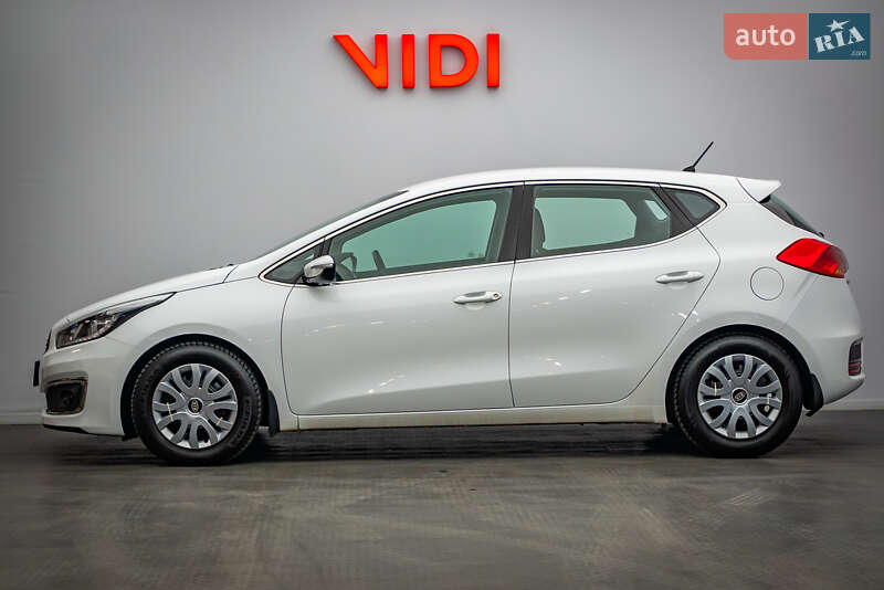 Хетчбек Kia Ceed 2016 в Києві