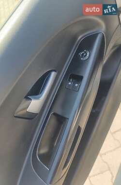 Хетчбек Kia Ceed 2009 в 