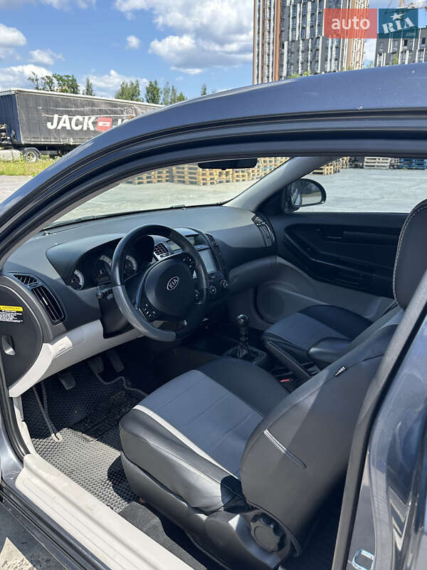 Хэтчбек Kia Ceed 2008 в Киеве фото 11 Хэтчбек Kia Ceed 2008 в Киеве