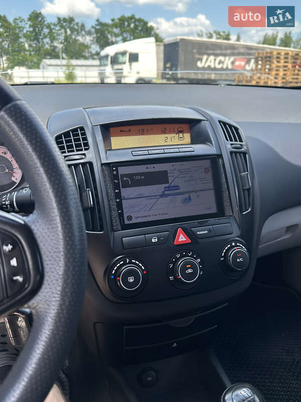 Хэтчбек Kia Ceed 2008 в Киеве фото 17 Хэтчбек Kia Ceed 2008 в Киеве