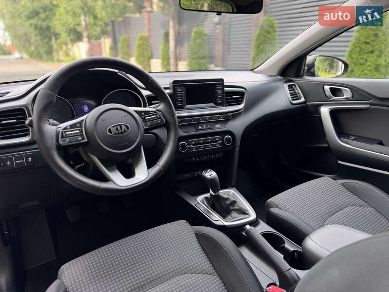 Универсал Kia Ceed 2019 в Киеве