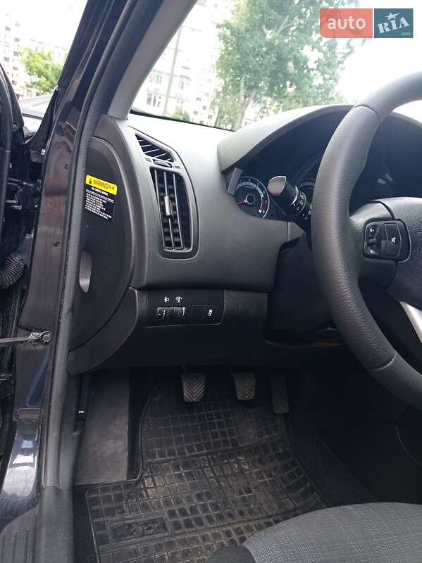 Універсал Kia Ceed 2009 в Вінниці фото 21 Універсал Kia Ceed 2009 в Вінниці