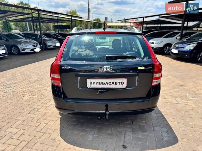 Универсал Kia Ceed 2010 в Кривом Роге