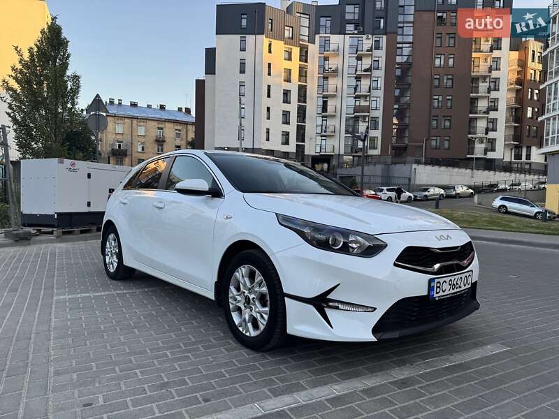 Хетчбек Kia Ceed 2022 в Львові